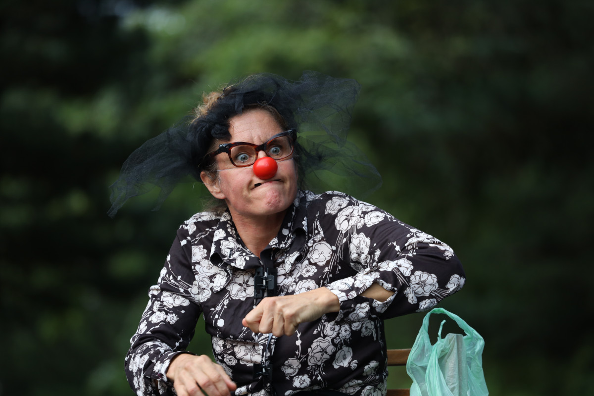 petek, 24. 7., 18.00 – Teater v galeriji: Rdeča kapica, gledališka predstava, Teater Cizamo (foto: Tina Janežič)